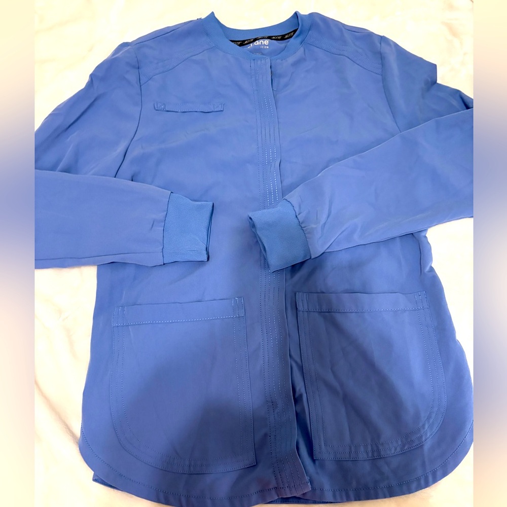 Blue Zip-Up Scrub Jacket women